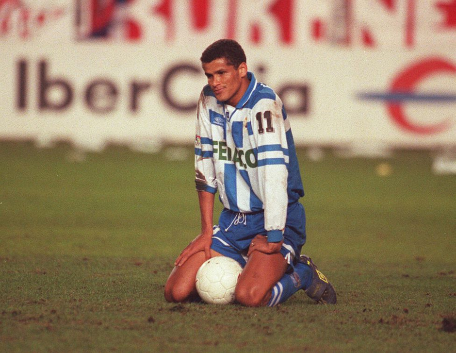 样牵动着外 样牵动着外